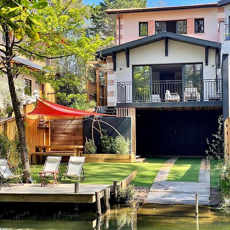 Villa Du Canal - Ponton Pour Bateau 라테스트드뷔크 외부 사진